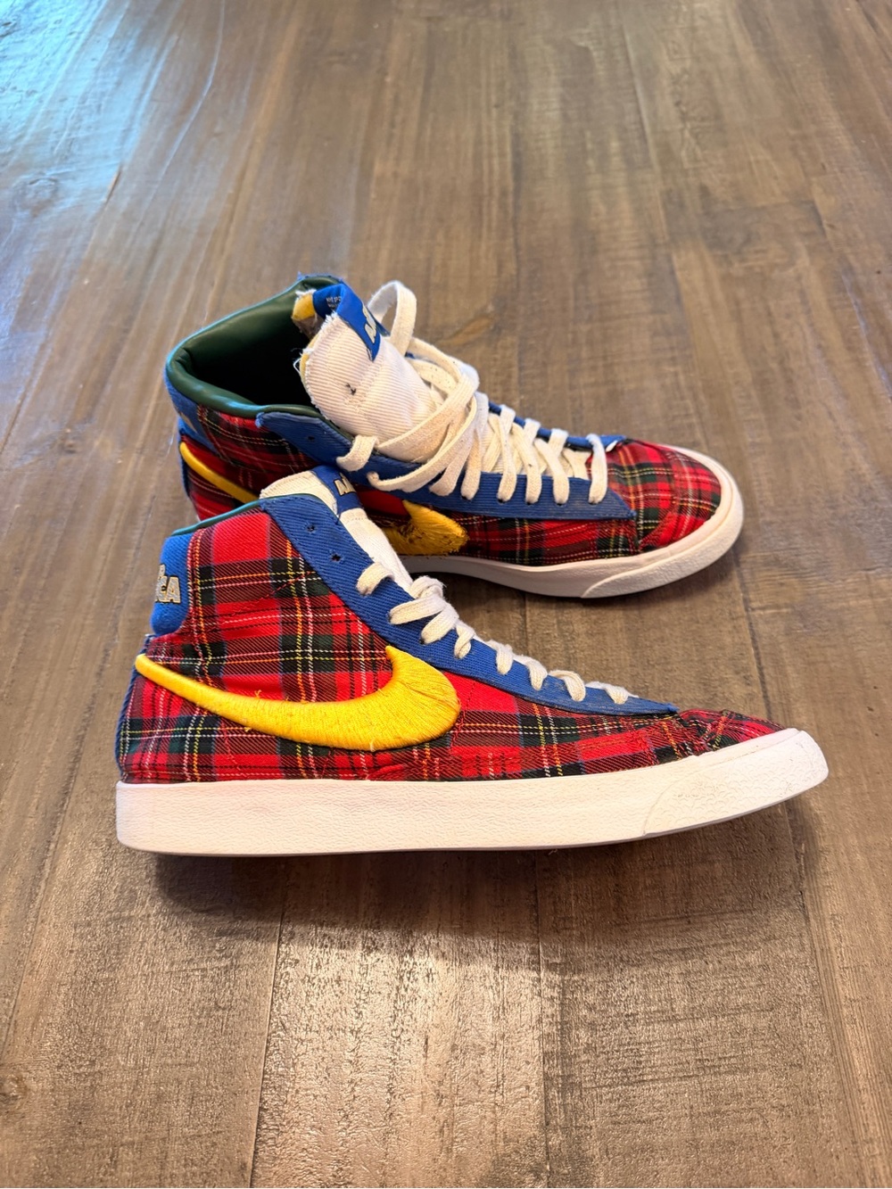 Nike Blazer '77 Mid Coming to America Size Men’s 9